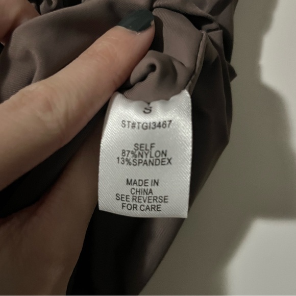 Better Be Crop Tank Top - Picture 4 of 5